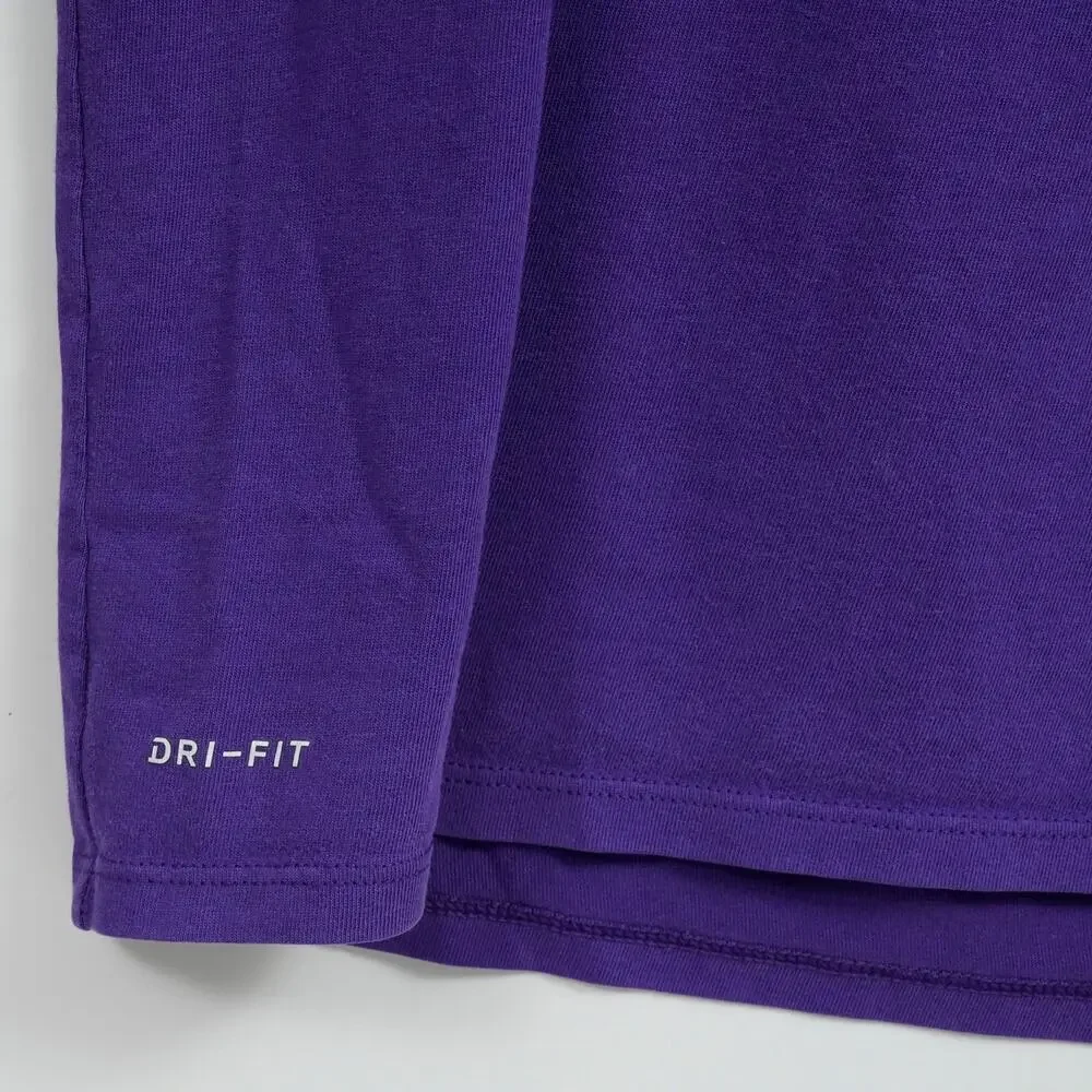 Los Angeles Lakers LeBron James #23 Nike Dri-FIT T-Shirt Youth L 14/16 Purple